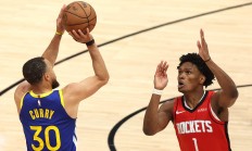 开云在线直播-包含阿杜表现神勇：勇士胜火箭晋级西部决赛的词条