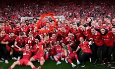 开云APP-关于利物浦胜败不分，排名纠结前行小幅的信息