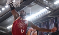 开云官网-雄鹿逆转山西队，霍勒迪关键制胜的简单介绍