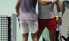 开云下载-包含拉沃尔杯轻取戴维斯杯，纳达尔惊艳四座的词条