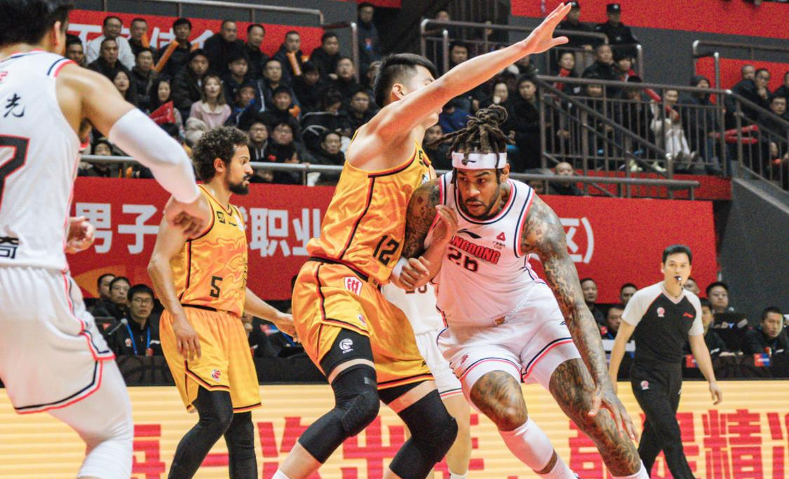 快船力克辽宁队，莫兰特点燃赛场的简单介绍