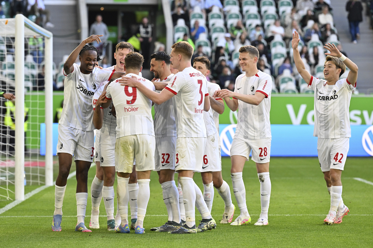 沃尔夫斯堡在比赛中充满斗志的简单介绍