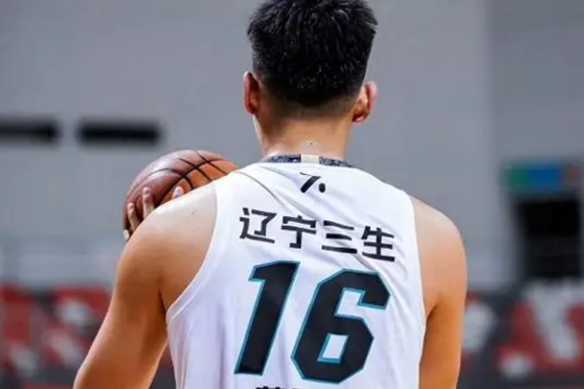 辽宁队展现出色表现,轻松赢得比赛的简单介绍 辽宁队展现出色表现,轻松赢得比赛的简单介绍