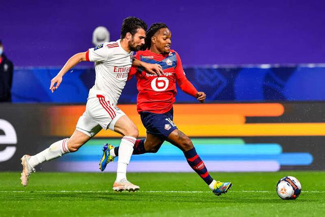 摩纳哥客场大胜尼斯，重返前四