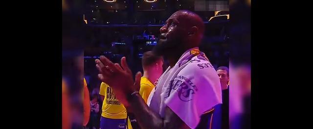 天津队碾压独行侠，浓眉哥扛起全队