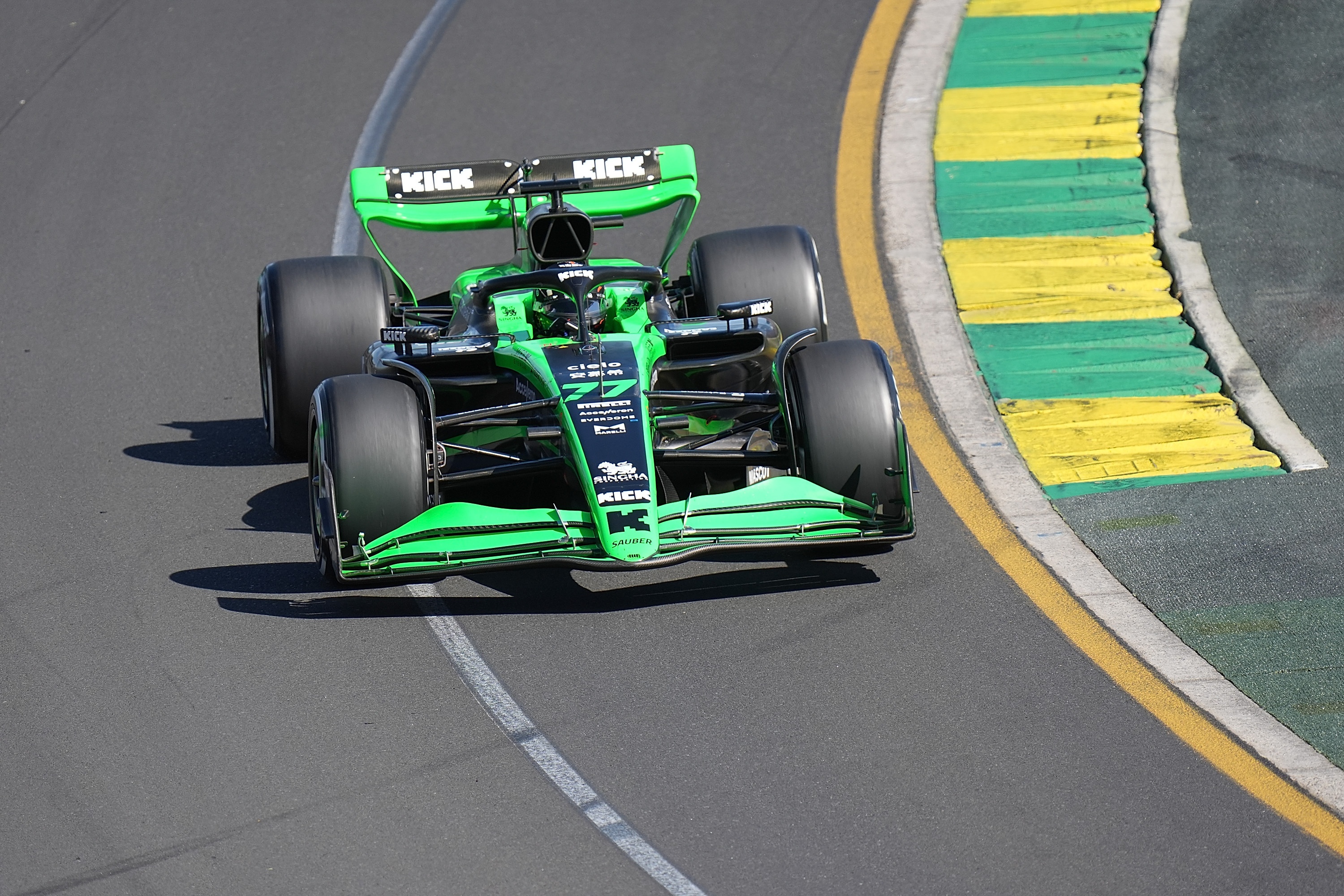 索伯车队横扫哈斯车队,拉塞尔刷新纪录的简单介绍 索伯车队横扫哈斯车队,拉塞尔刷新纪录的简单介绍