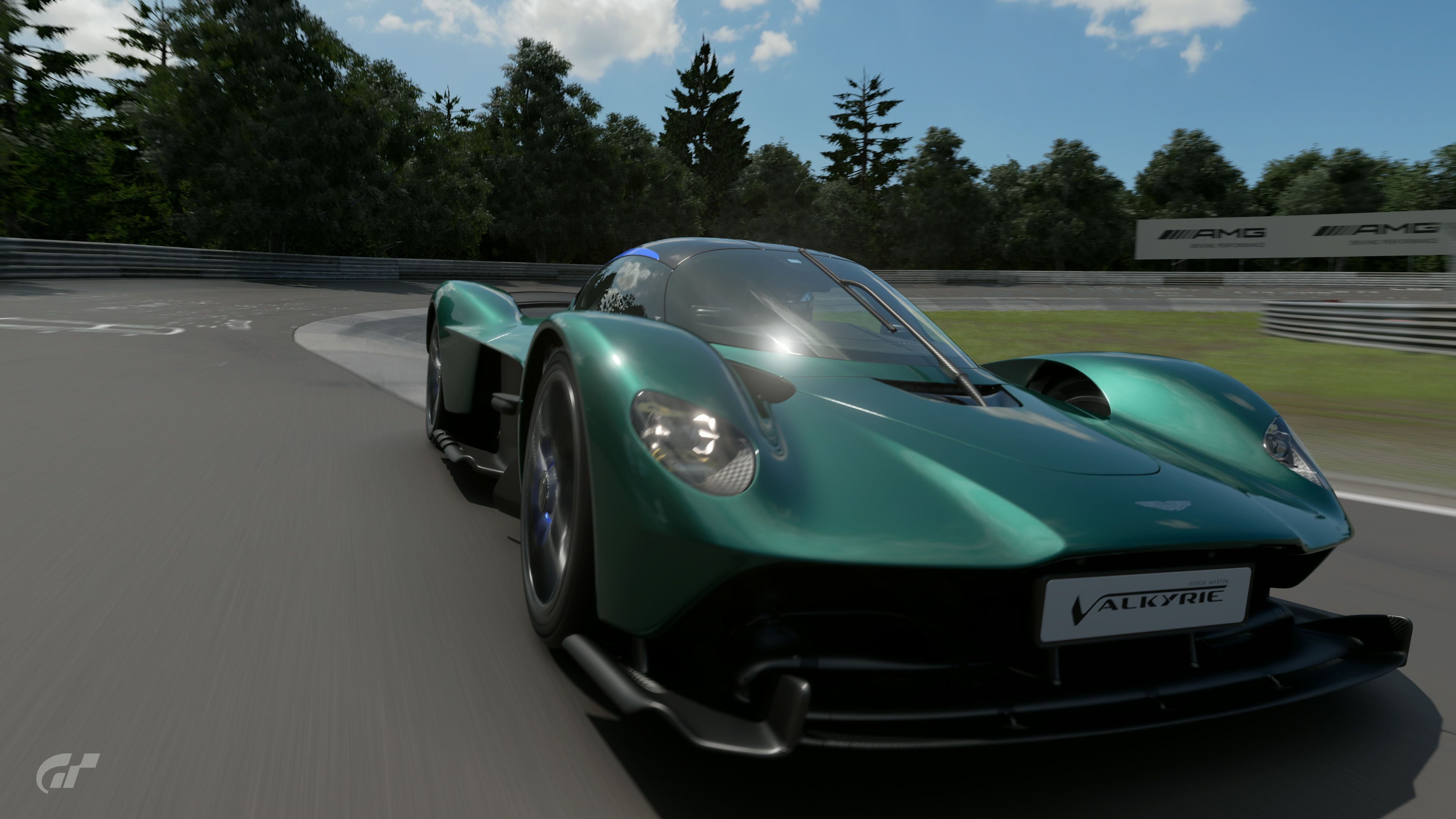 关于阿斯顿马丁鏖战迈凯伦，阿隆索惊艳四座的信息