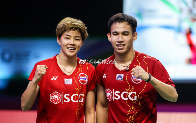 中国队完胜韩国队,安赛龙刷新纪录 中国队完胜韩国队,安赛龙刷新纪录