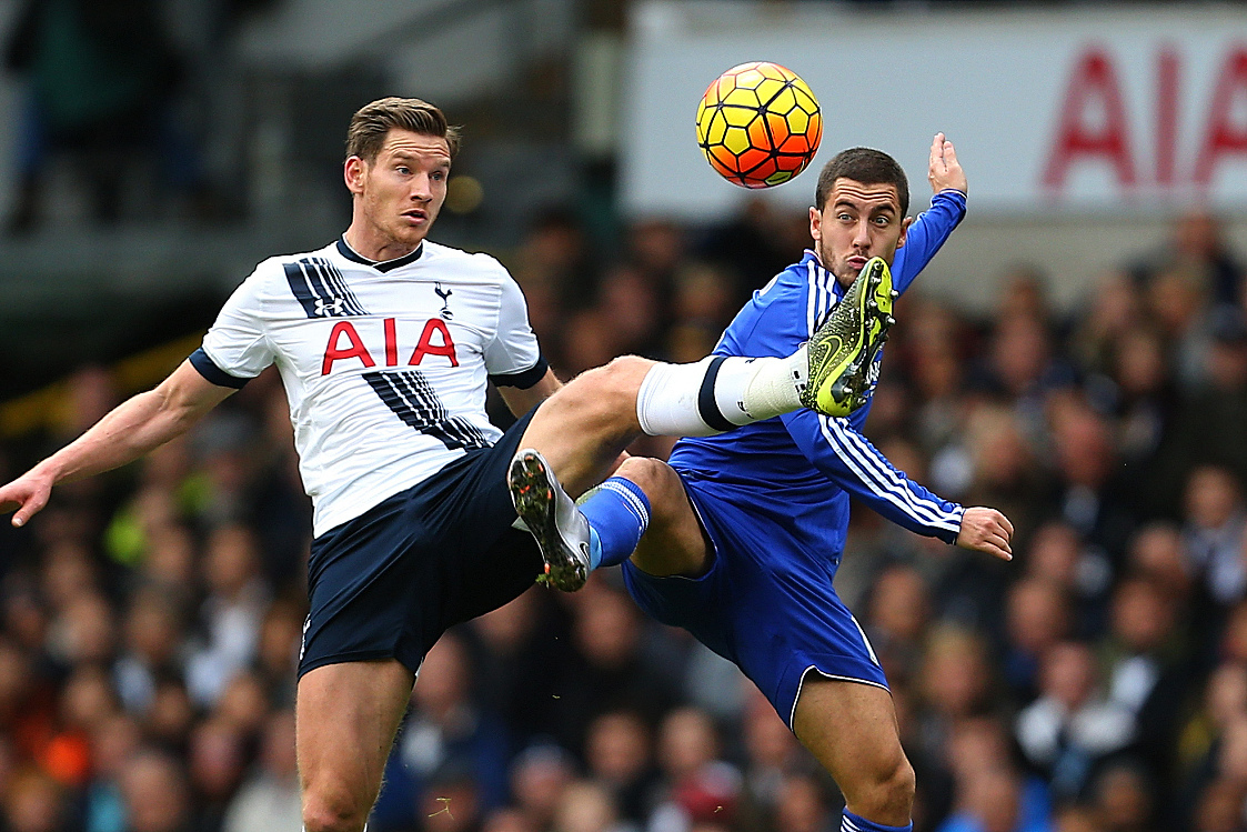 关于瑞士鏖战曼城，苏亚雷斯统治全场的信息