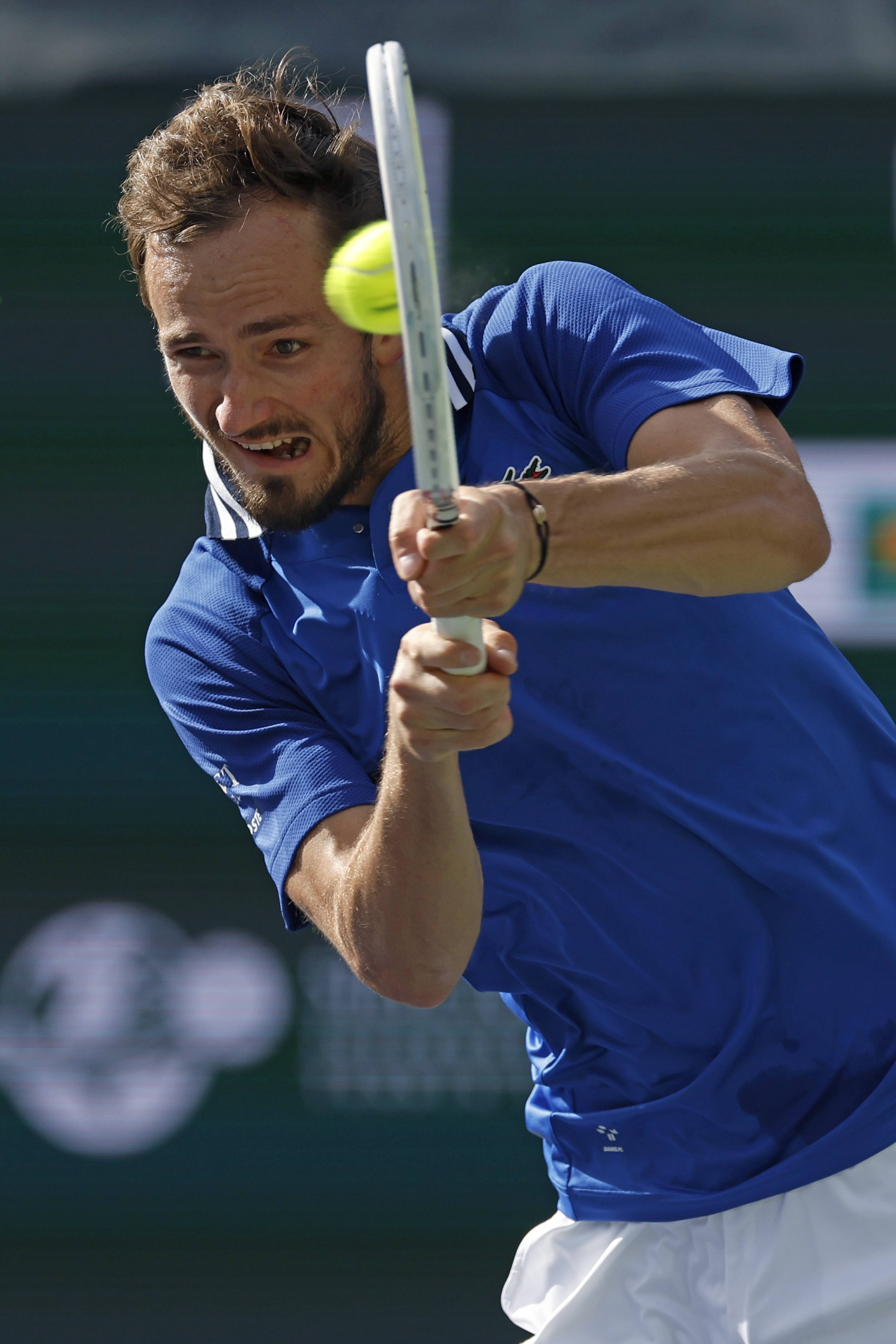 关于意大利网球队横扫德国网球队,梅德韦杰夫爆发神勇的信息 关于意大利网球队横扫德国网球队,梅德韦杰夫爆发神勇的信息