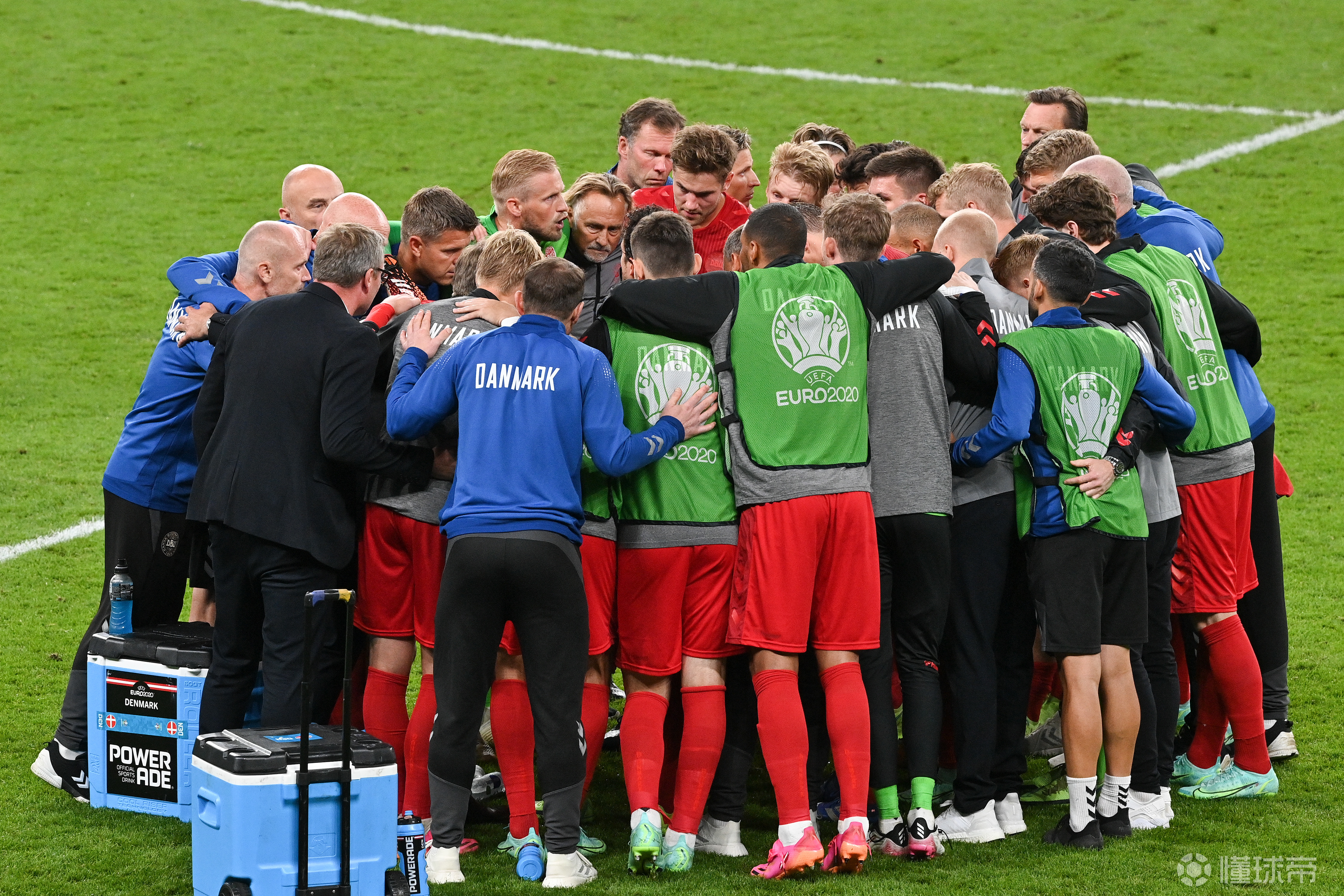 瑞士险胜蒙特内哥罗，锁定欧洲杯正赛资格的简单介绍