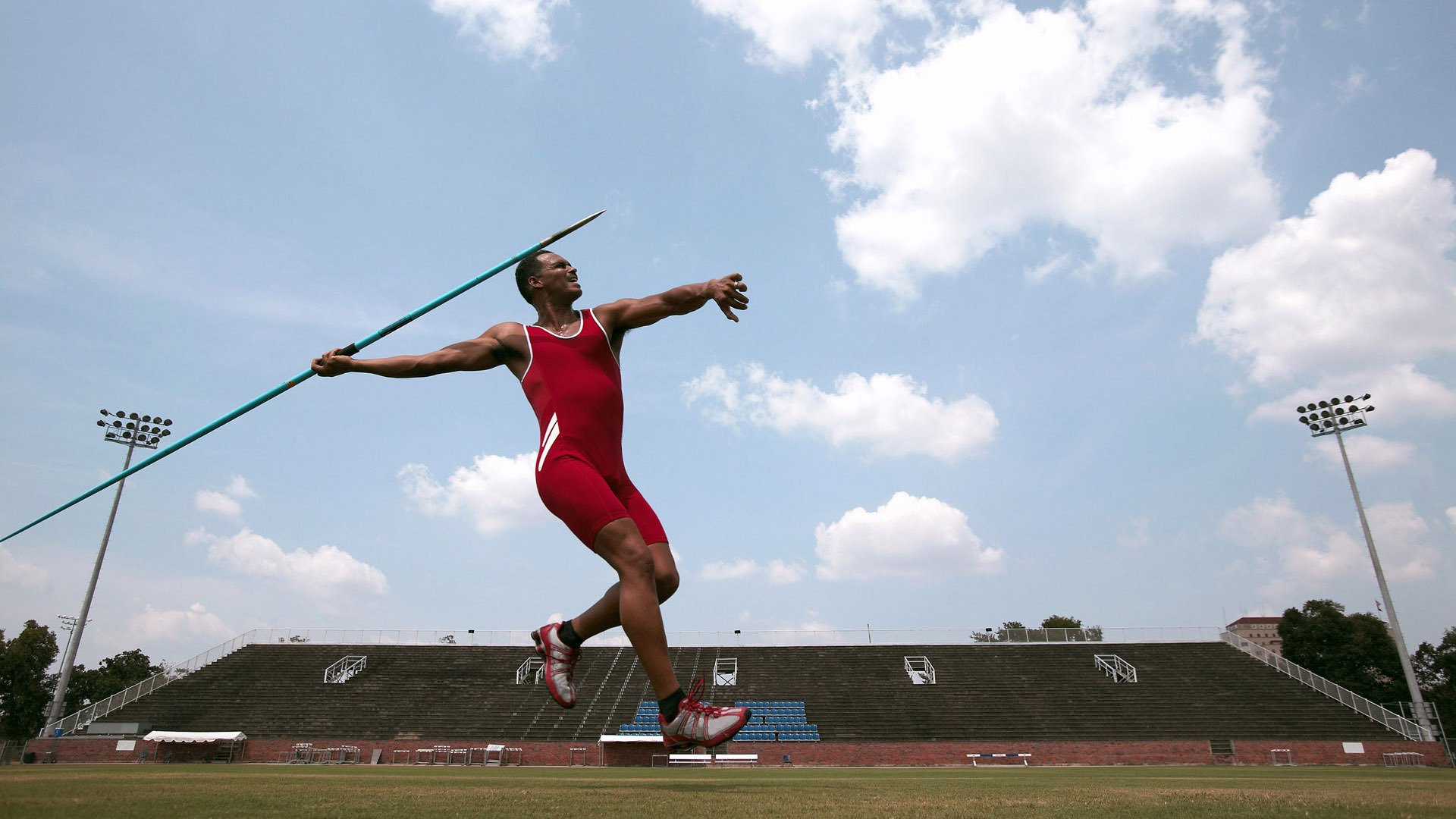 北京队粉碎山西队，利拉德攻防两端统治全场