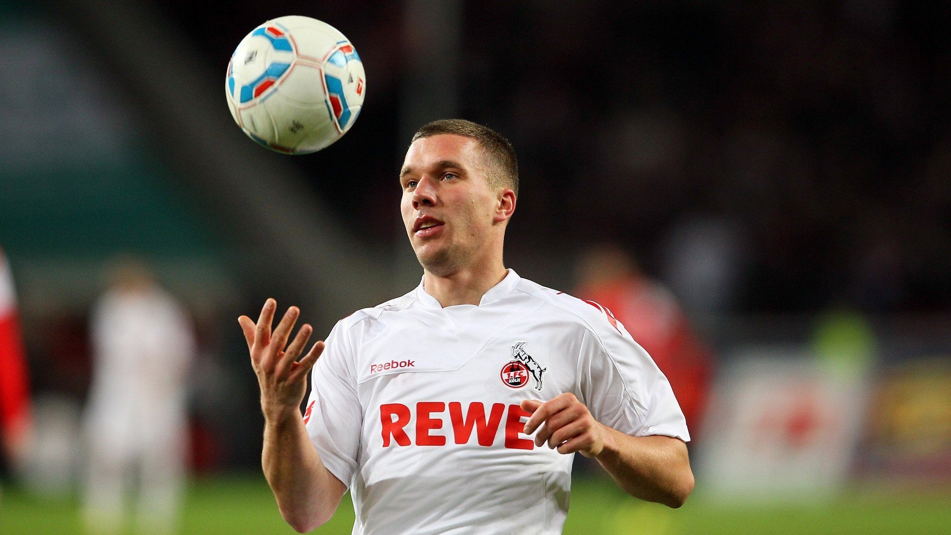 王皓扛起全队，日本队绝杀韩国队背后的唯一性叙事